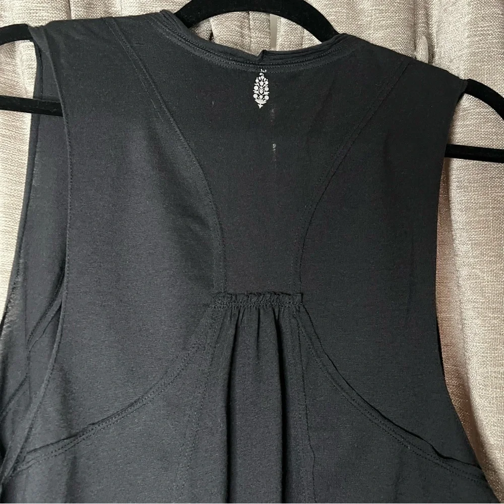 Free People Movement Black High Tide Cropped Sleeveless Top Size Small